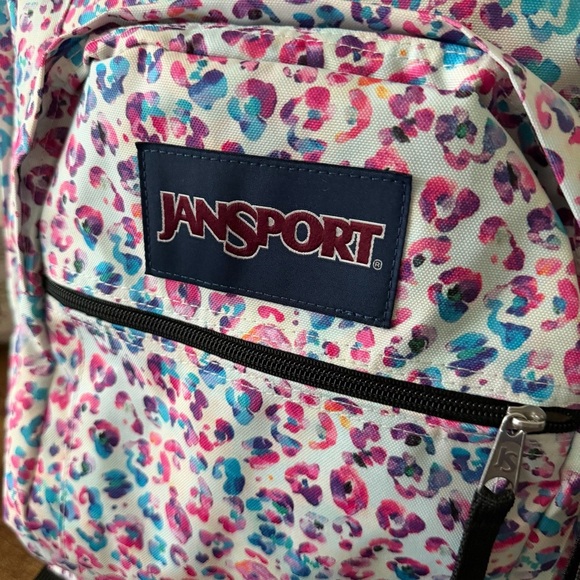 Jansport Big Student Back Pack Pastel Leopard Print Book Bag NWT - Picture 10 of 11